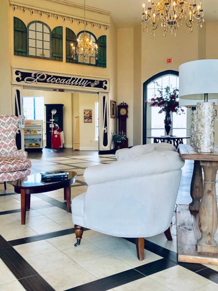 foyer at the highlands